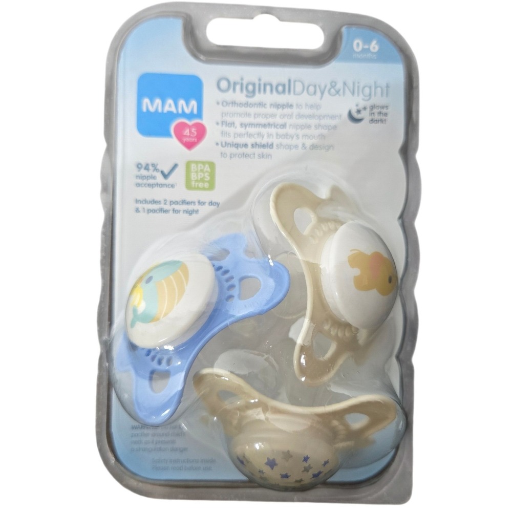 MAM Original Day & Night Pacifiers 0-6 Months 3-Pack Glow in the Dark Gift Baby